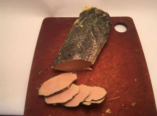 Des Poules et des Vignes à Bourgueil - Tranche de foie gras de canard mi cuit aux épices