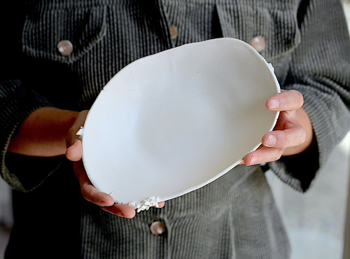 Atelier Eva Dejeanty - Petite coupelle en porcelaine de la collection Minéral
