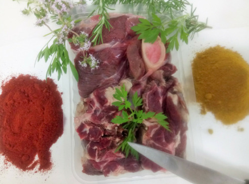 Ferme du caroire - Viande découpée pour ragoût, colombo, pot au feu, massalé, curry 3kg