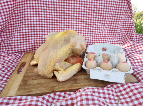 Ferme de Calès - Lot de 3 poulets de 1,9kg et de 6 oeufs