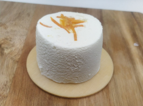 Beurre Plaquette - Selection Chèvre frais  du Pont de Pierre au miel et à la Fleur d'Oranger (Sucré)