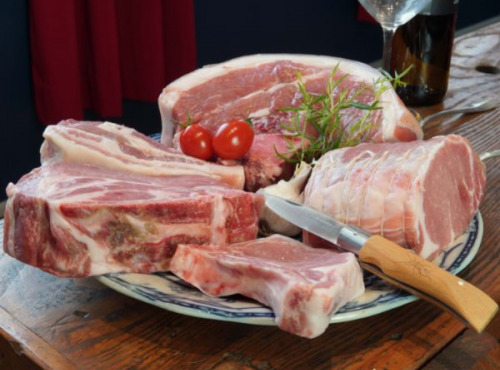 La Ferme du Chaudron - Colis de Porc BIO Barbecue : saucisses, brochettes, viande - 5 Kg