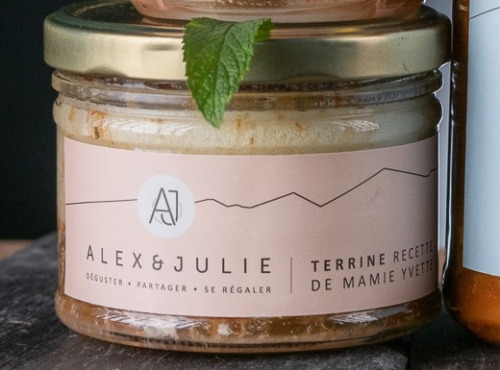 Terrine de Mamie, pâté, artisanal with foie gras