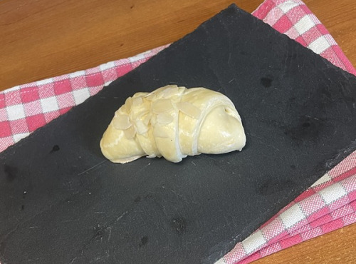 Maison Boulanger - Croissant amande cru pré pousse par 70