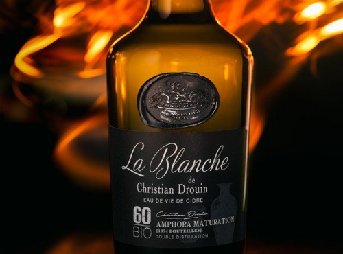 Calvados Christian Drouin - La Blanche Bio Amphora 60% - Eau de vie de cidre 70cl