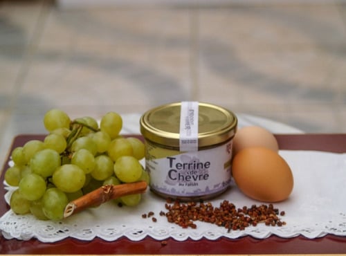 Ferme du caroire - Terrine de Chèvre au Raisin