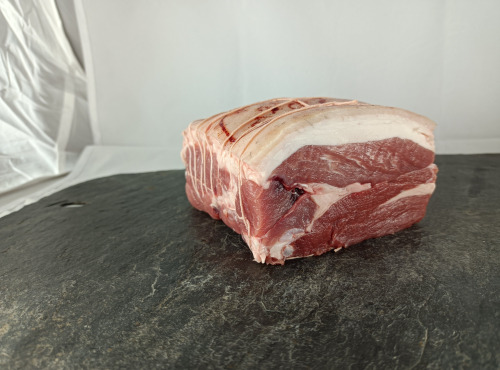 Domaine du Catié - Rôti dans le gigot de porc Mangalica élevé 12 mois 2kg