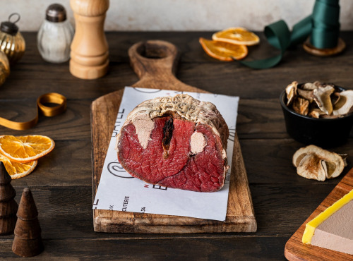 Maison BAYLE - Champions du Monde de boucherie 2016 - Roti de bœuf Périgourdin mousson de canard et cèpes 800g Festif - fêtes - Noël