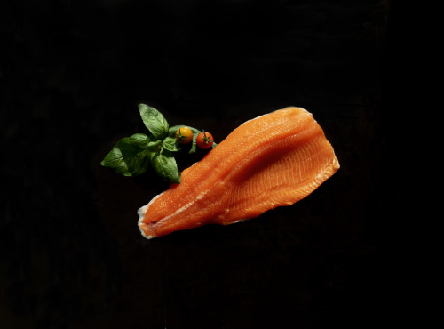 La Truite Fleurie - Truite fraiche Filets non épilée Ikejime 1 kg