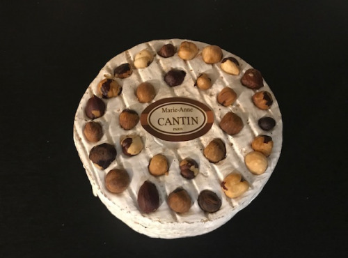 La Fromagerie Marie-Anne Cantin - Le Royal Noisettes