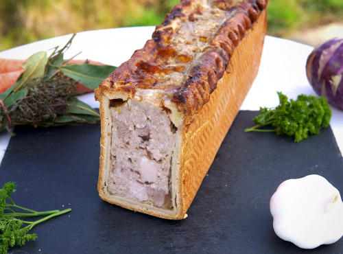 La Ferme du Chaudron - [Précommande] Pâté en croûte aux noisettes Bio (2 tranches)