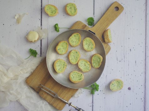 Limero l'Escargot Mayennais - Assiette De 12 Crcrouskis D'escargots Gros Gris FRAIS au beurre persillé