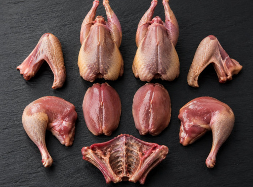 Des Poules et des Vignes à Bourgueil - 2 Cailles de Touraine découpées