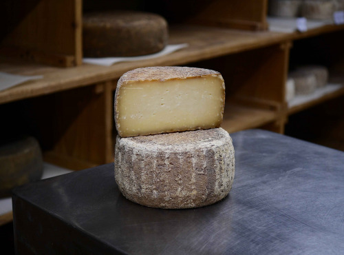 Alléosse Maitre Artisan Affineur Fromager - Corsu Vecchiu Artisanale affinage long 1kg