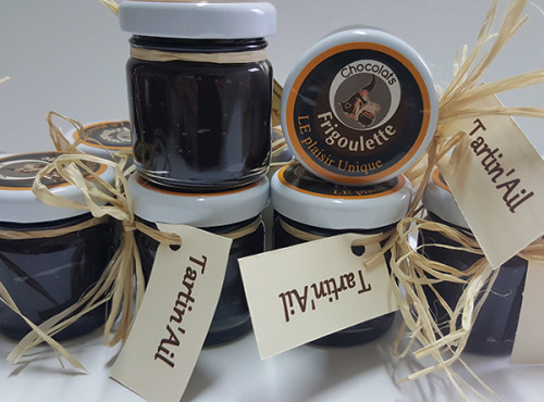 Maison Boutarin - Tartin'ail : une pâte à toaster au chocolat et à l'ail noir
