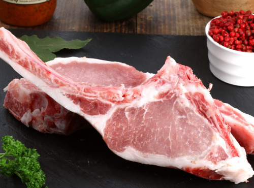 Charcuterie Aubard - Côte à l'os de cochon Kintoa AOP 500g