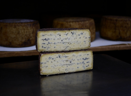 Alléosse Maitre Artisan Affineur Fromager - Carublu d'Alpe