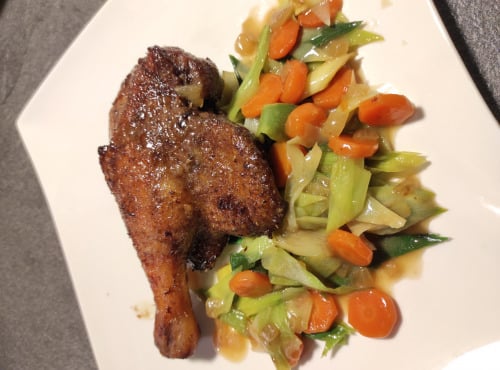 Aquaprawna Traiteur - Cuisse De Canard Aux 5 Parfums Et Ses Petits Légumes Sautés