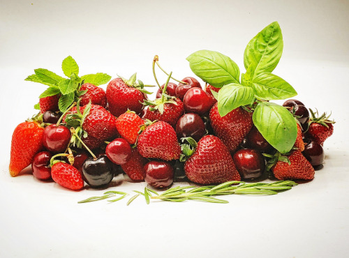 La Boite à Herbes - Cerises et fraises bio 1kg x 3