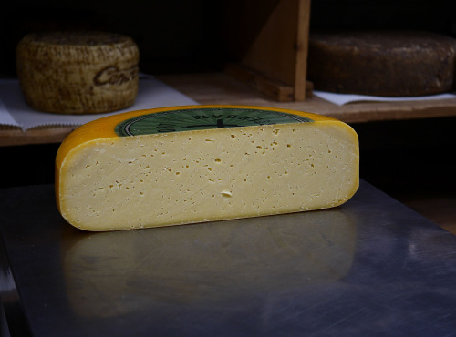 Alléosse Maitre Artisan Affineur Fromager - Gouda Tendre Fermier au lait cru 1kg