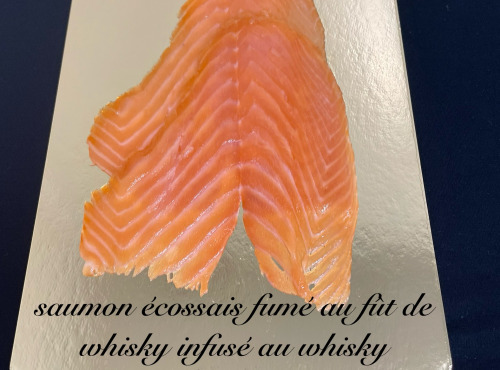 L'atelier Sea Frais - Saumon fumé aux copeaux de fûts de whisky et infusé au whisky