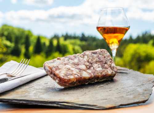 Domaine du Catié - Tranche de Pâté de Tête du Rialet au foin de Porc Mangalica