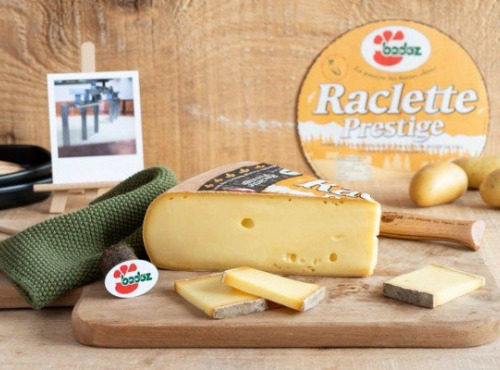 Constant Fromages & Sélections - Raclette Badoz au Lait Cru Nature Prestige - Meule entière
