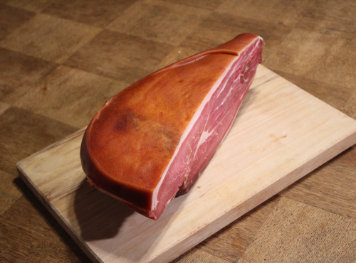 Les Jambons de Lessay - Jambon fumé - Desossé Demi avec Couenne
