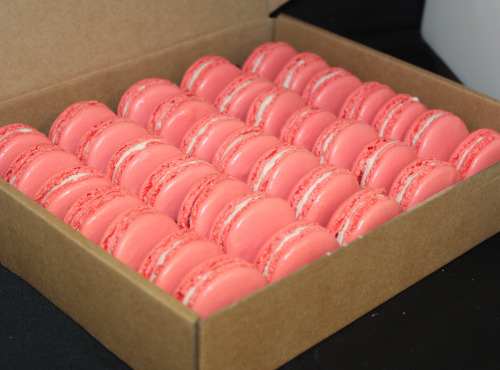 Les Macarondises - 35 Macarons Fraise Mara Des Bois