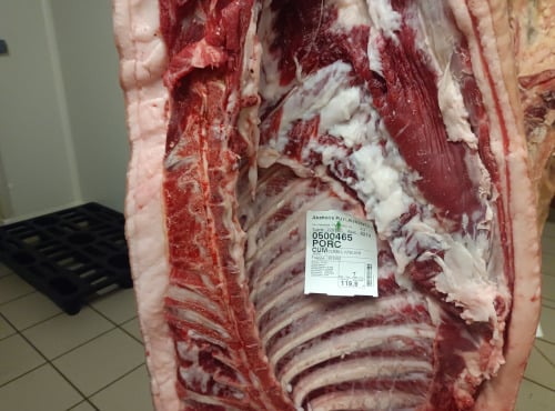 Domaine du Catié - Poitrine fraîche de cochon Mangalica élevé 3 ans