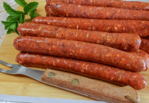 La Ferme de Franck et Blandine - 6 chipolatas bovine WAKA USHI Maturé (4 semaines)