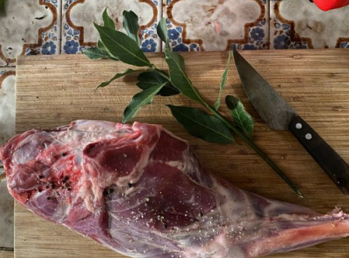 Elevage Friendly Flock - Gigot d'agneau nourri 100% à l'herbe
