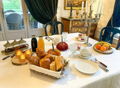 Ferme Sereine en Périgord - COFFRET SURGELE 8 CROISSANTS + 8 CHOCOLAT'IN - PUR BEURRE