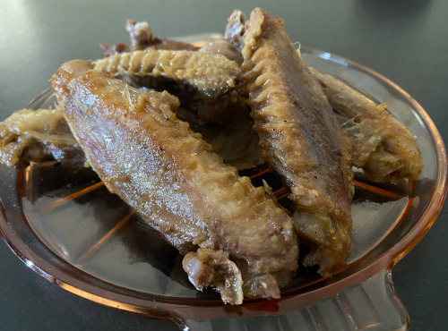 Des Poules et des Vignes à Bourgueil - 12 ailerons de canard confits
