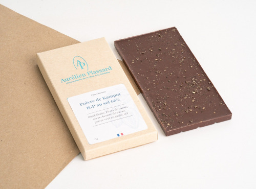 Aurélien Plassard Chocolatier - Tablette noir 66% Poivre de Kampot IGP au sel