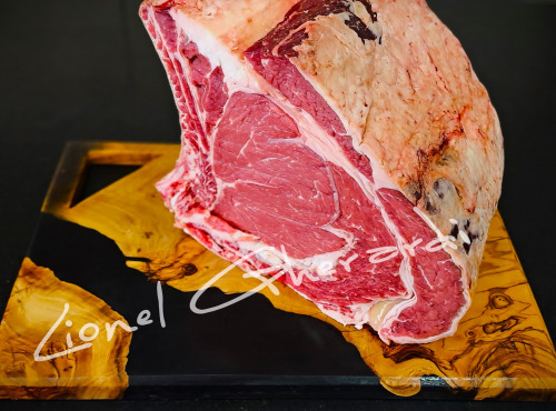 Boucherie Charcuterie Traiteur Lionel Ghérardi - Côte de Buf Simmental - 1000g