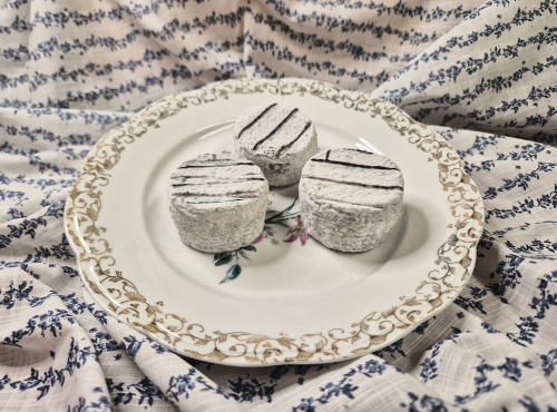 La Fermière - Crottin de chèvre Cendré "le petit Gannat" x2