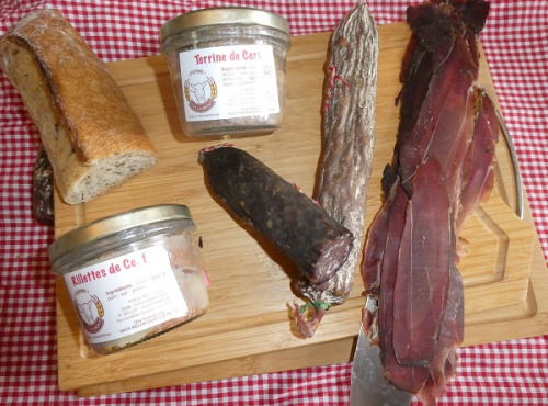 Ferme Guillaumont - Charcuterie de cerf : terrine de cerf, rillettes, saucisson fumé et sec, jambon fumé