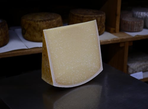 Alléosse Maitre Artisan Affineur Fromager - Parmigiano Reggiano Vache rouge 28mois  au lait cru DOP