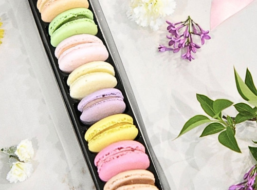 Invitation au Délice - Coffret de 09 Macarons Edition Printemps - SPÉCIAL PAQUES - Lot de 4