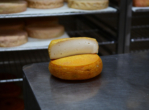 Alléosse Maitre Artisan Affineur Fromager - Fiancé des Pyrénées au lait cru (entier)