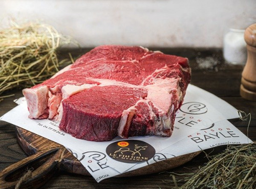 Maison BAYLE - Champions du Monde de boucherie 2016 - T-bone de bœuf Fin Gras du Mézenc AOP - 1kg400