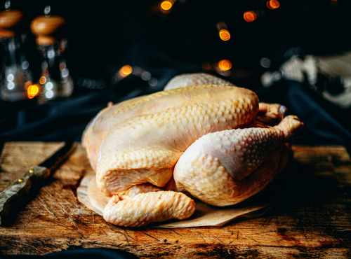 Ferme des Hautes Granges - Poularde fermière de 2.2 kg