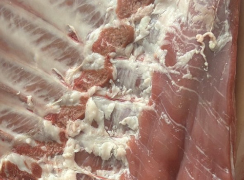 Ferme de la Paumerais - POITRINE SANS OS DE PORC BRETON - 2 KG