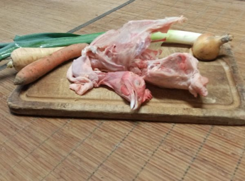 Les poulets de la Marquise - [surgelé] 10 carcasses de poulet fermier bio - 5000g