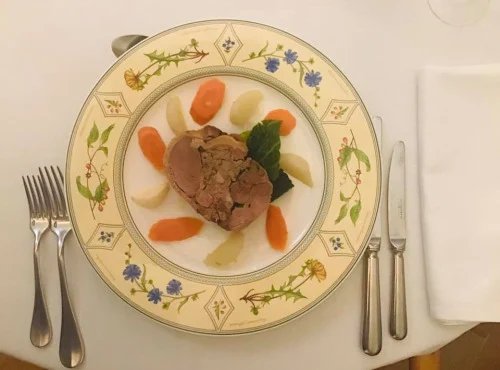 Des Poules et des Vignes à Bourgueil - Oie farcie