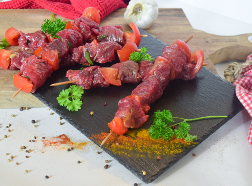 Dégustonfoin - [SURGELE] Viande de Bœuf Simmental BIO pour Fondue ou Brochettes - 5,4 kg