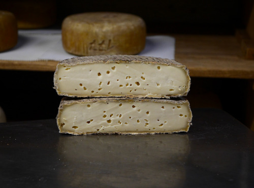 Alléosse Maitre Artisan Affineur Fromager - Saint Nectaire fermier AOP au lait cru 500g