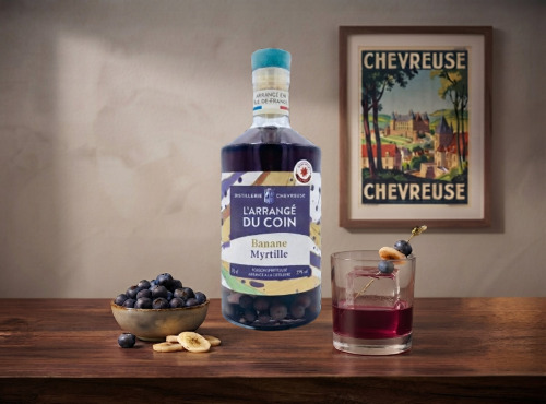 La Fabrique à Alcools / Distillerie Chevreuse - Rhum l'Arrangé du Coin Banane Myrtille - 70cl