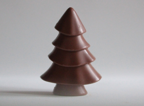 Mon jardin chocolaté - Sapin De Noël Chocolat Au Lait Sur Son Jardin De Mini-tablettes